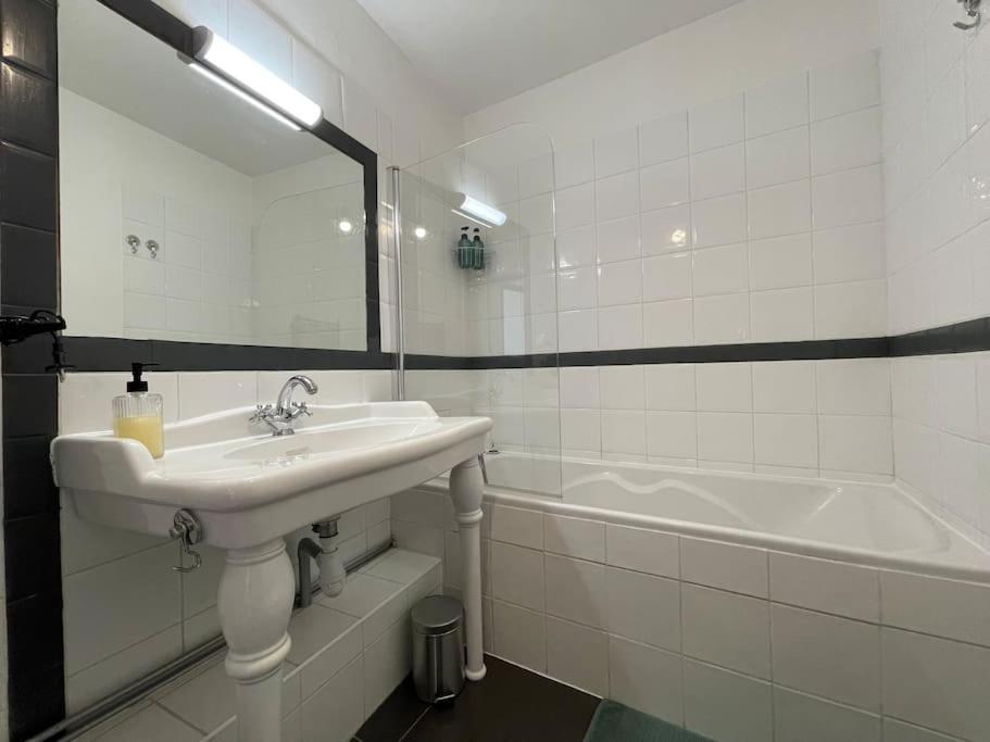 L'Appartement Tomey Avec Parking Καρκασόν Εξωτερικό φωτογραφία